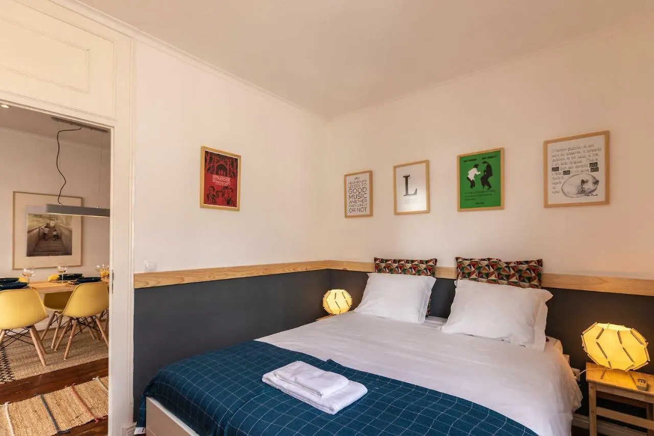 Fantastic Family Apartment In Estrela Lisboa
