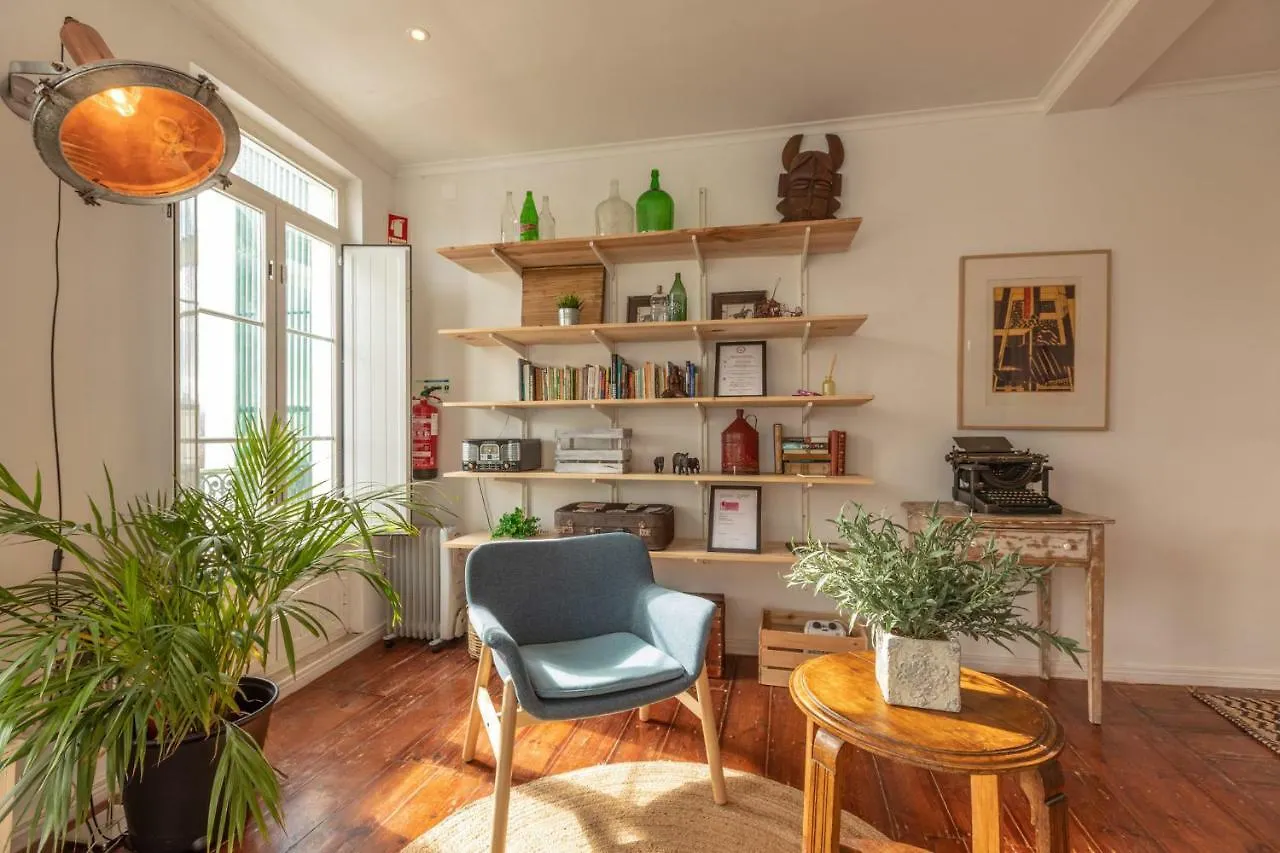 Fantastic Family Apartment In Estrela Lisboa
