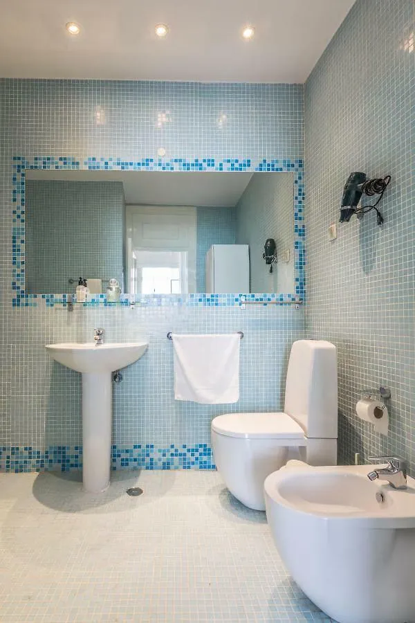 Fantastic Family Apartment In Estrela Lisboa