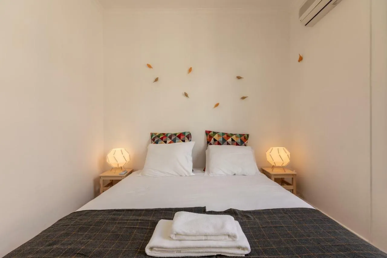 Fantastic Family Apartment In Estrela Lisboa