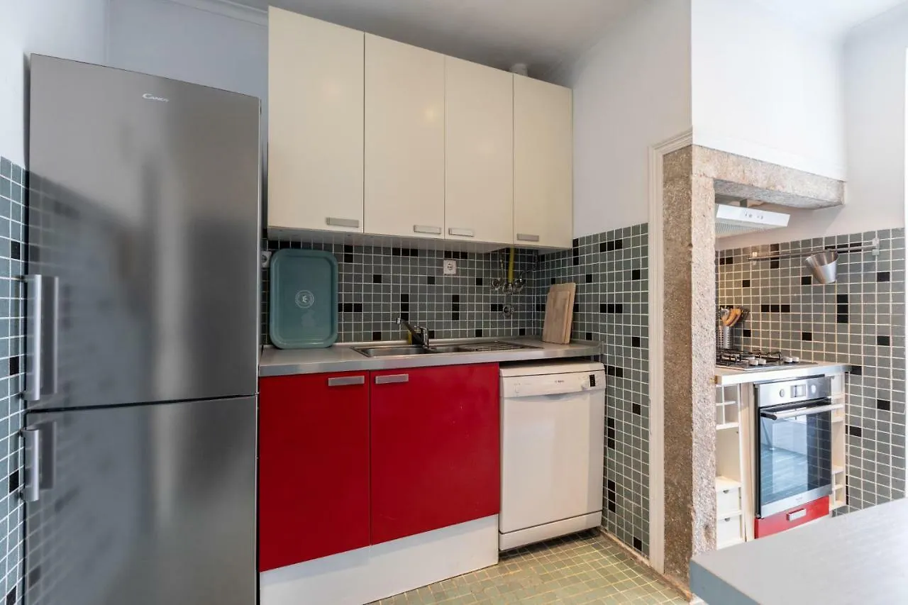 Fantastic Family Apartment In Estrela Лиссабон