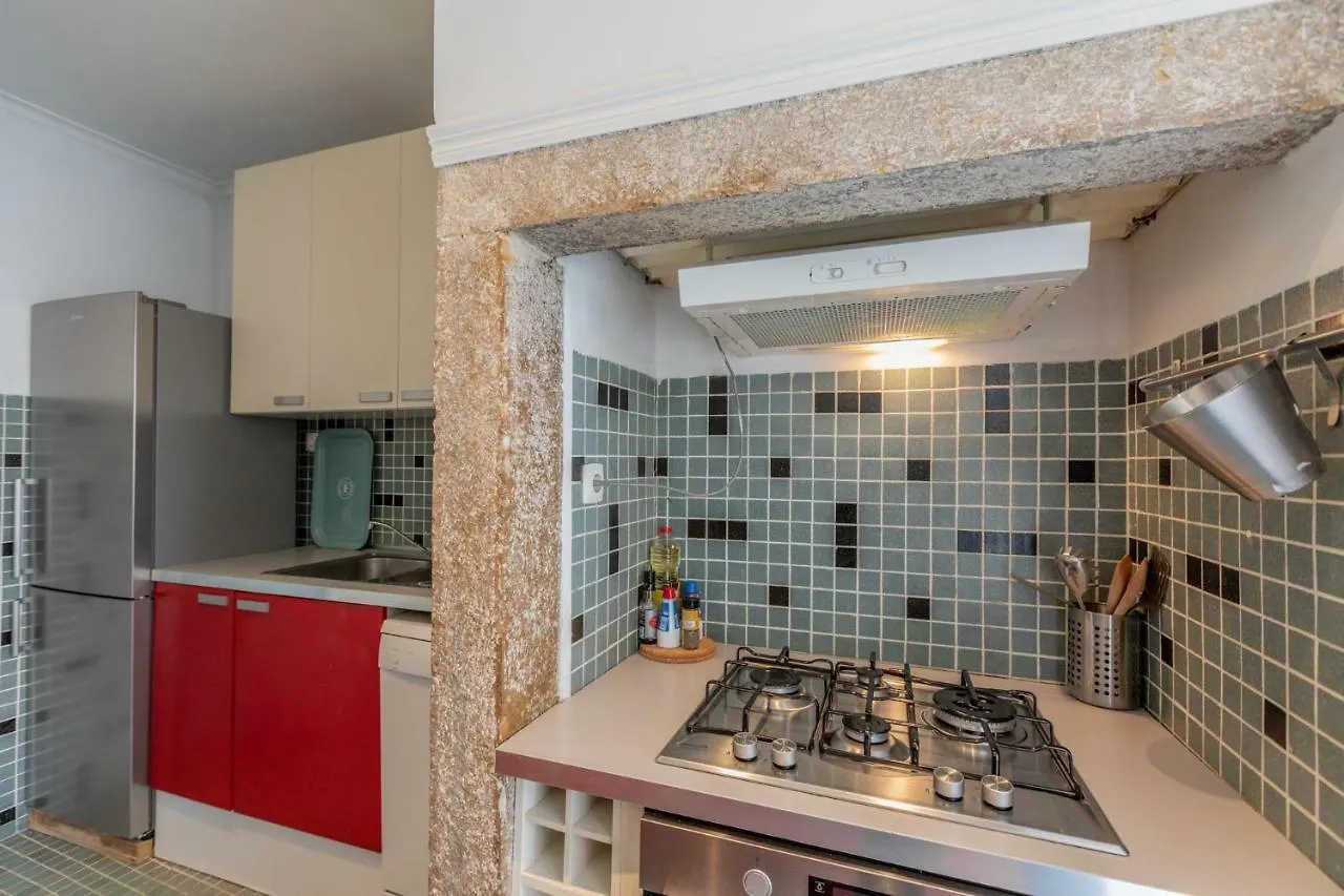 Fantastic Family Apartment In Estrela Лиссабон